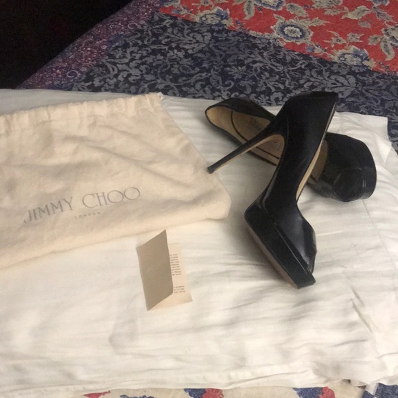 Black patent leather peep toe Jimmy Choo 4” heels - Picture 3 of 4